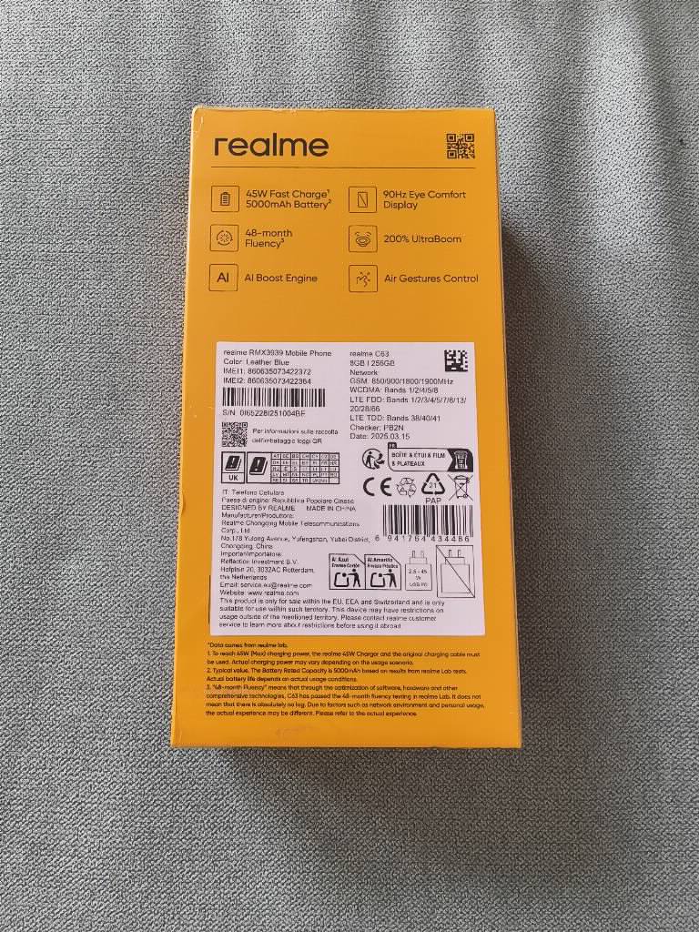 Realme C63 256gb novo
