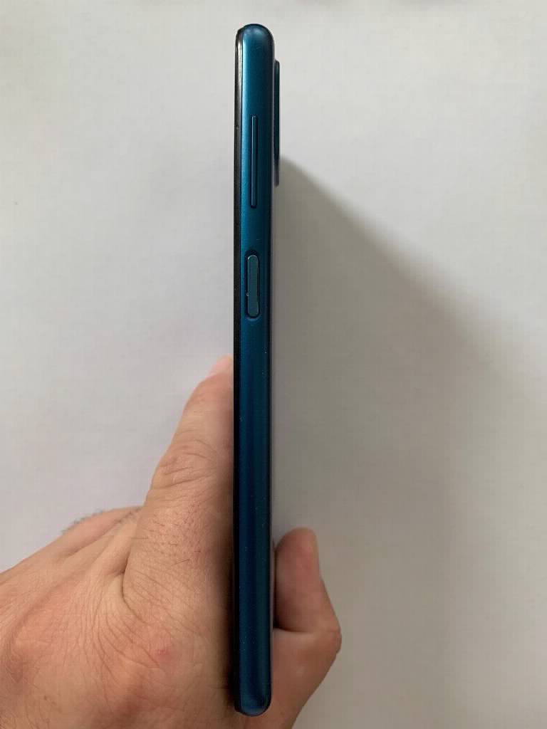 Samsung A12 128gb plavi