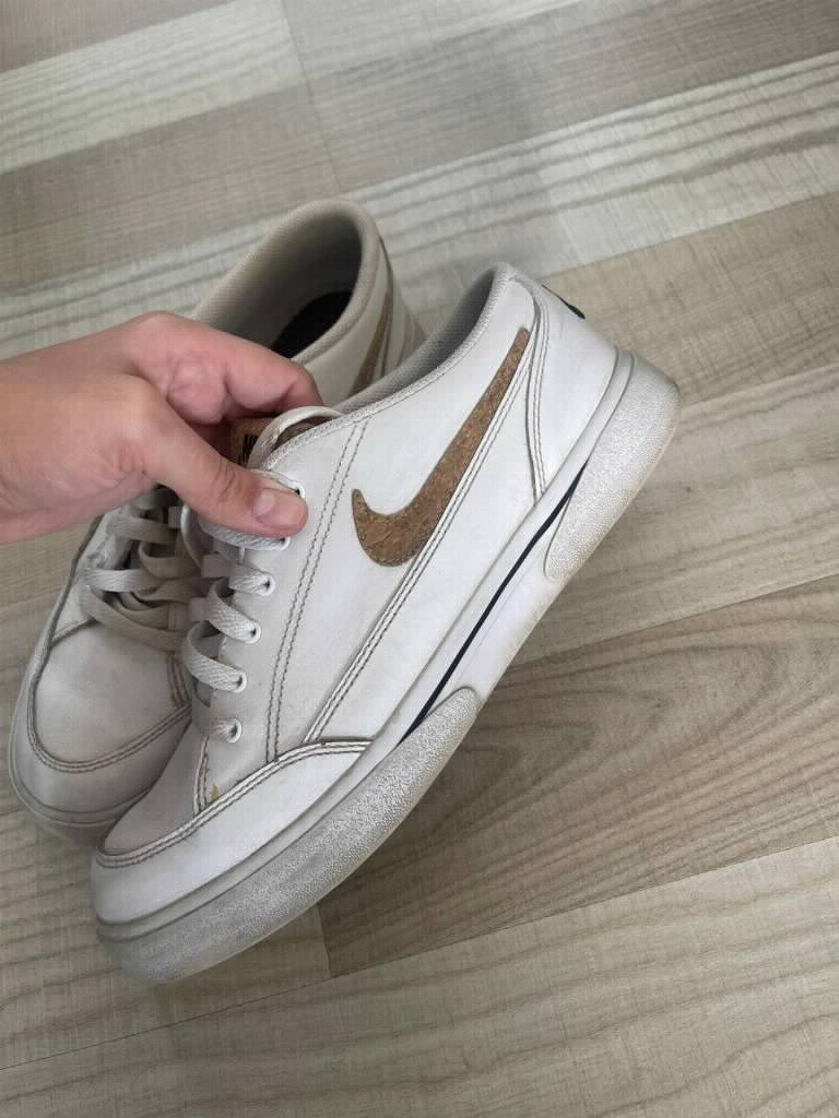 Bele Nike patike 42