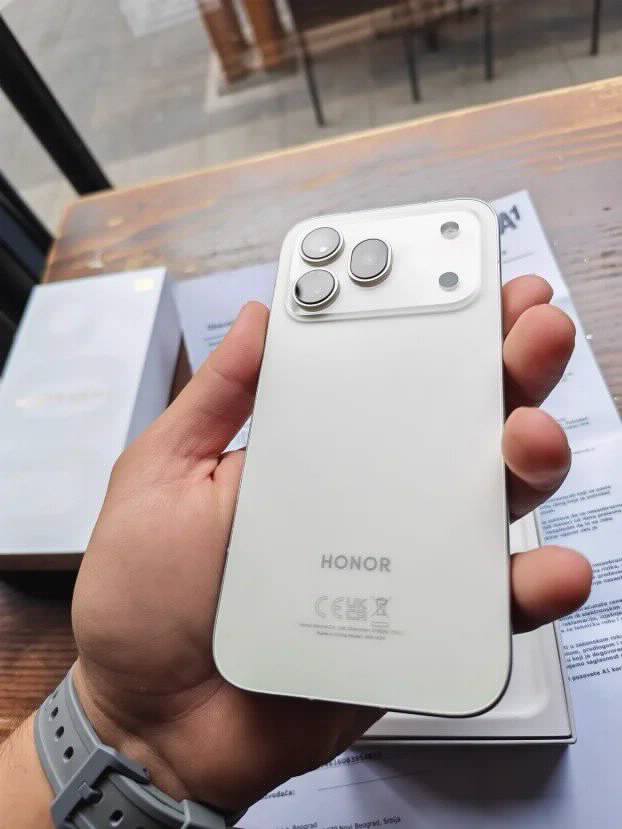 Honor 600 Pro 12/512GB Golden White NOVO GARANCIJA
