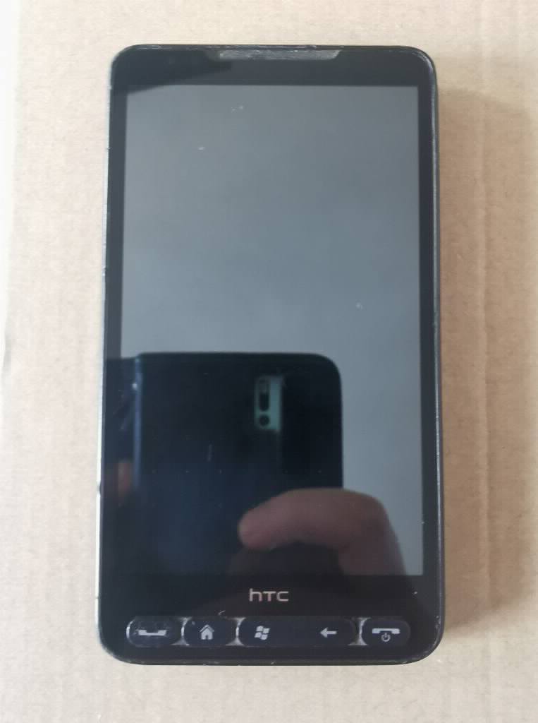 HTC HD2 - Čitajte Opis!