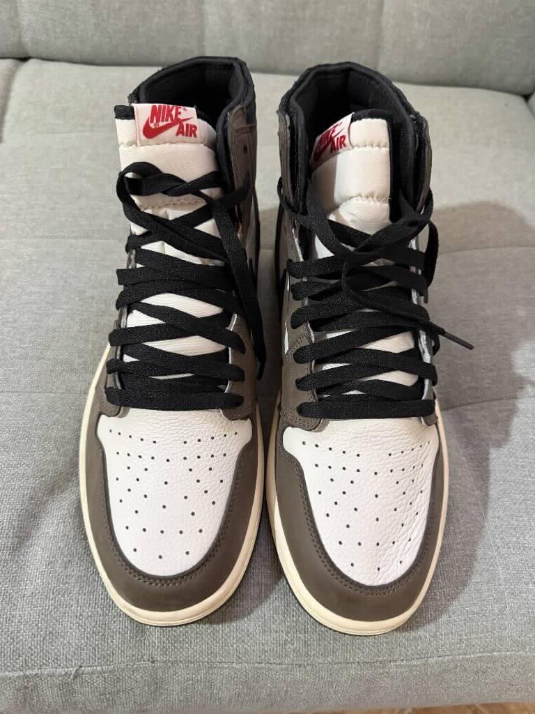 Air Jordan 1 Retro High Travis Scott Cactus Jack Broj 46