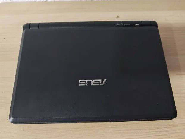 Asus Eee 4G Surf
