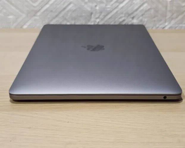 Macbook Pro Retina 2017 i5 8gb 512ssd