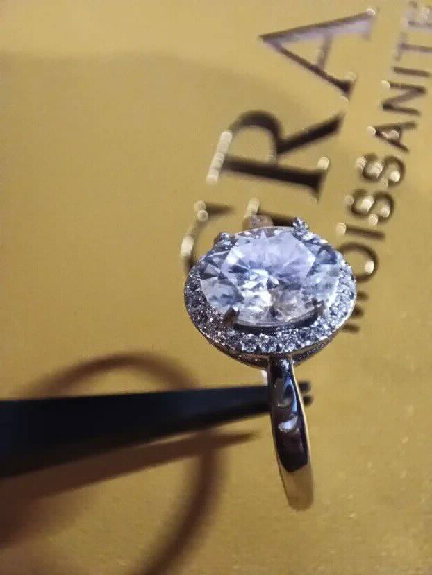 Deluxe S925 Srebro/Platina Prsten s Oval Mojsanit Dijamantom