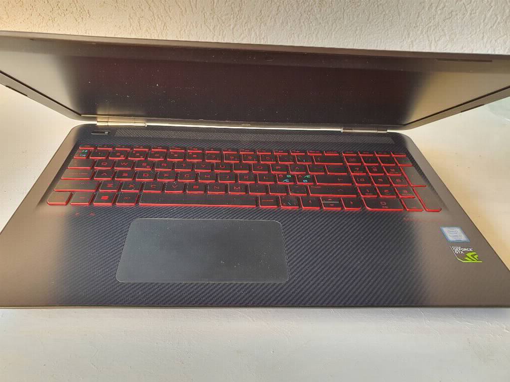 HP Omen Gaming Laptop - i7, 16GB RAM, GTX 1050