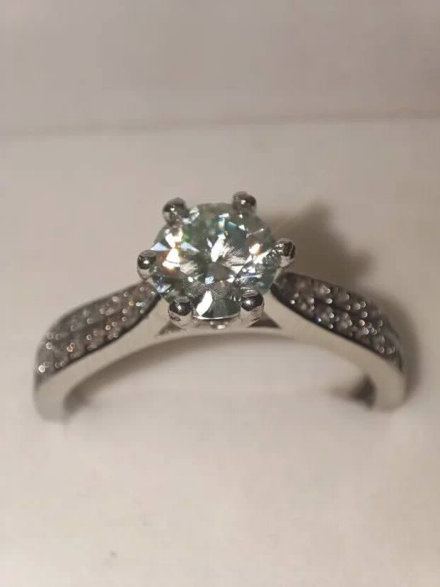 S925 Srebro/Platina - Prsten 1CT/6,5mm Mojsanit Dijamant