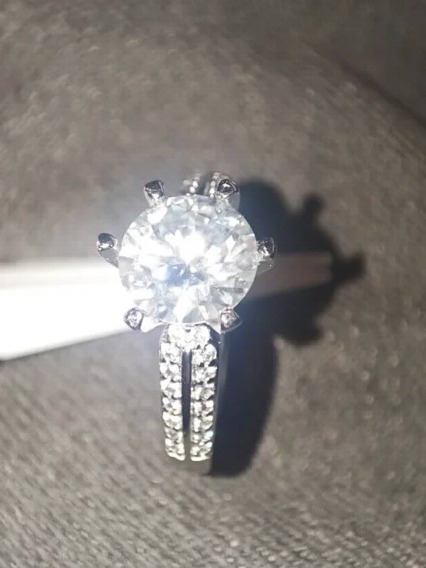 S925 Srebro/Platina - Prsten 2CT/8mm Mojsanit Dijamant