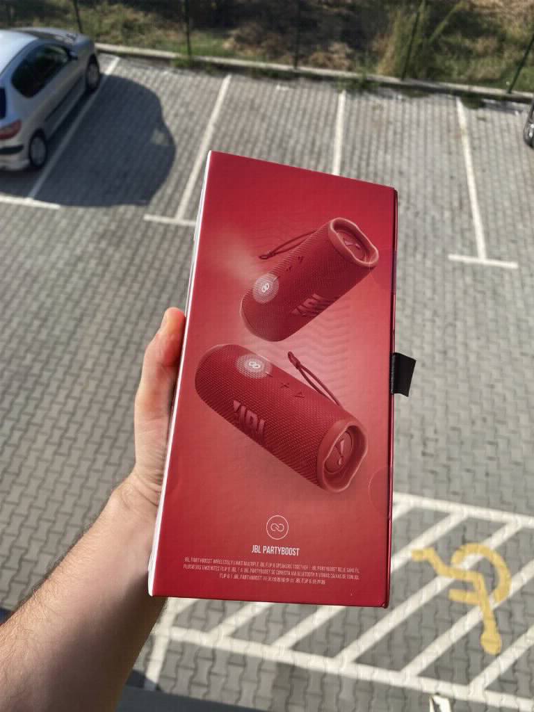 JBL Flip 6 Bluetooth zvučnik