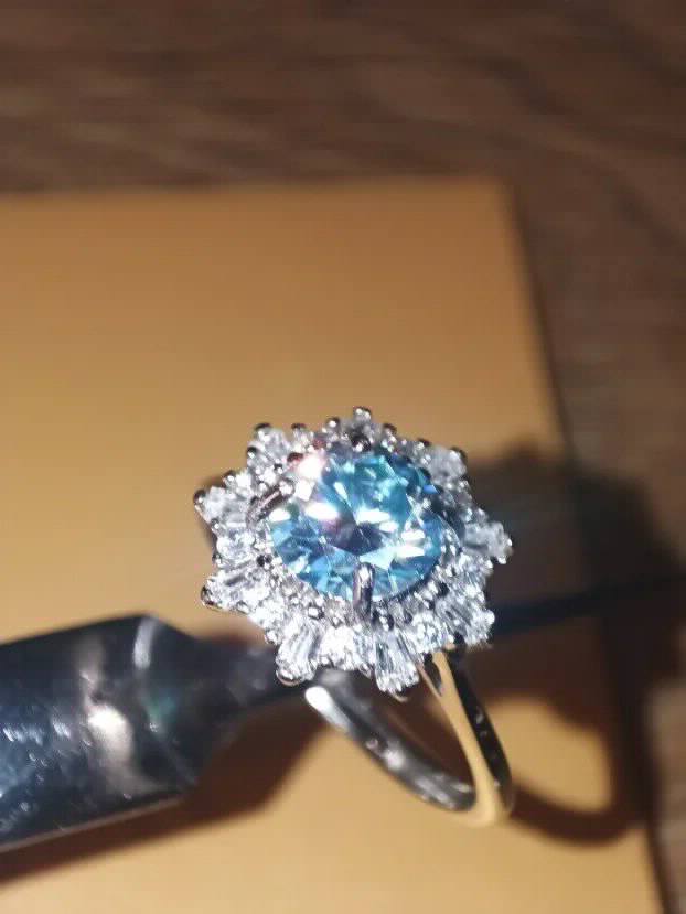 S925 Srebro/Platina - Prsten 1CT/6,5mm Mojsanit Dijamant Aquamarine