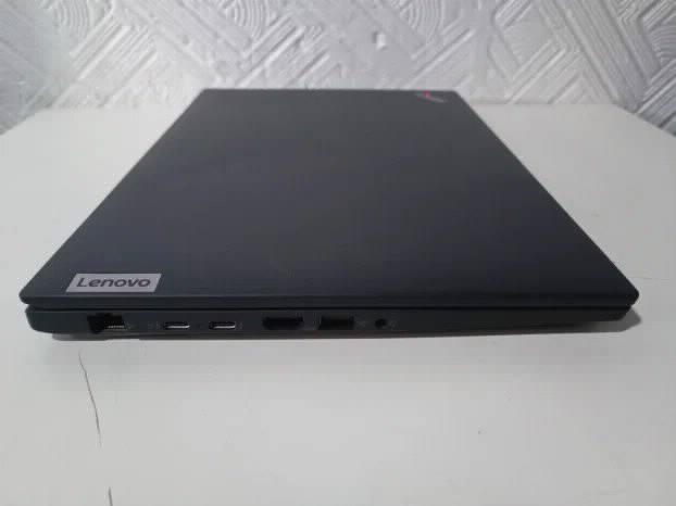 POSLEDNJI MODEL Lenovo T14 i5 12gen 16gb 512 iris XE