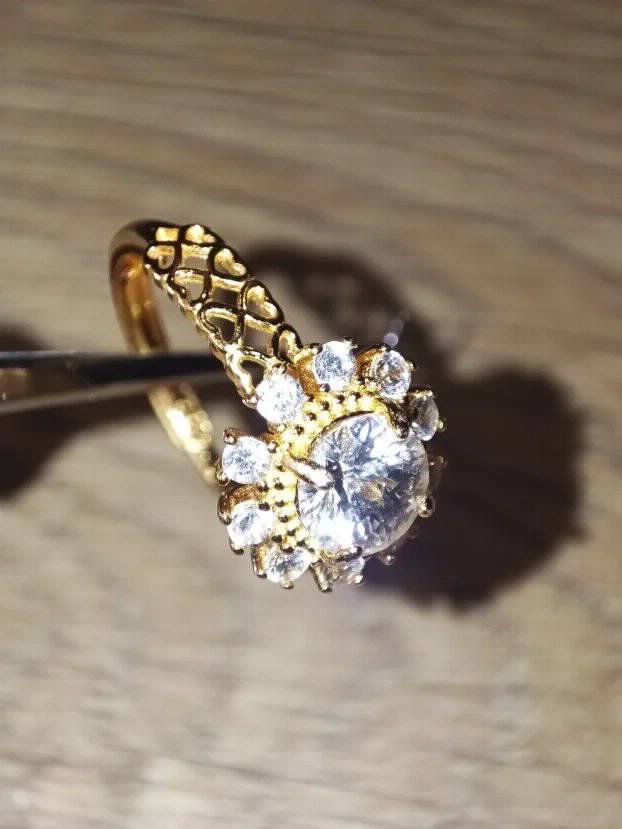 S925 Srebro/Pozlata - Prsten 1CT/6,5mm Mojsanit Dijamant