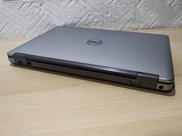 Dell E6450 i5 4gen 15.6FHD Ssd 8gb ram smartcard