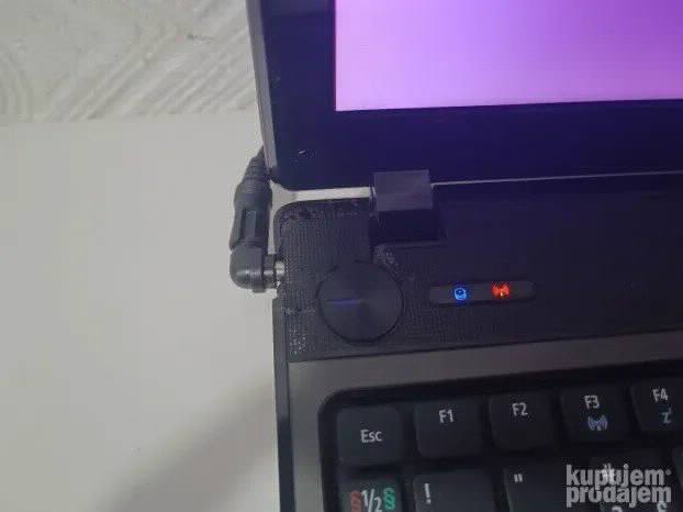 Acer i5 4gb 160gb 15.6 Ati radeon