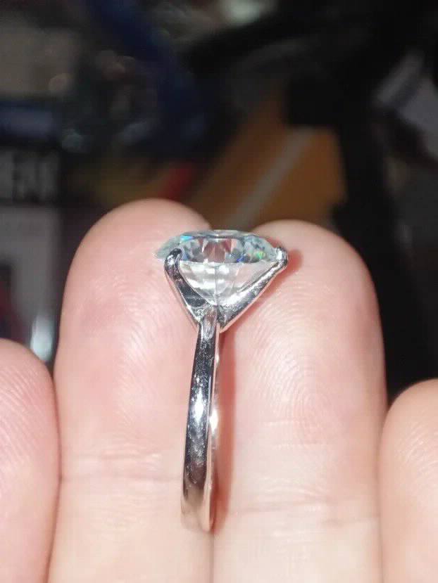 Unikat: S925 Platina Prsten Tronozac Mojsanit Dijamant 5CT