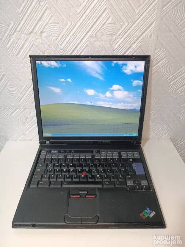 RETRO ibm t40 pentium m 512mb lpt port