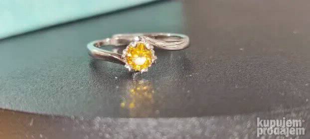 S925 Srebrni Prsten sa GOLD Mojsanit Dijamantom 5mm + GRA