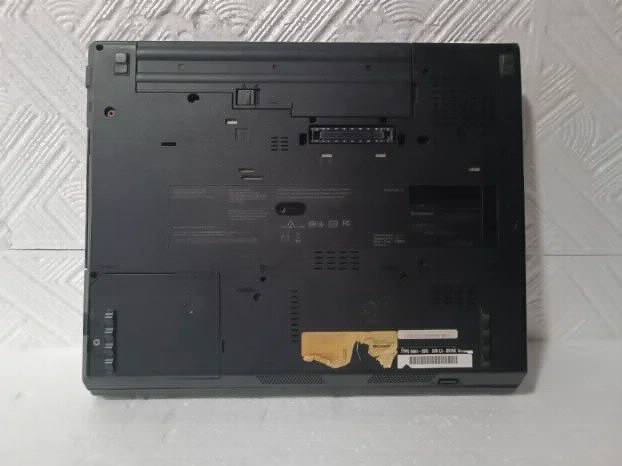 Lenovo R60 T5600 2gb 80gb disk 15inch
