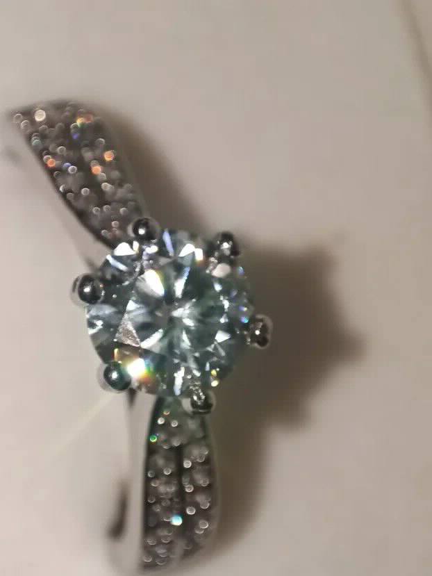 S925 Srebro/Platina - Prsten 1CT/6,5mm Mojsanit Dijamant