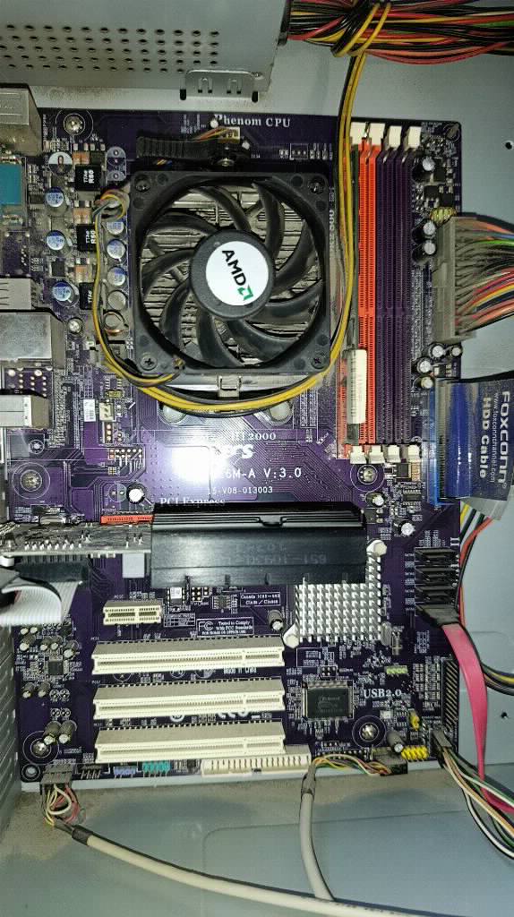 AMD Athlon 64 X2 Dual Core računar
