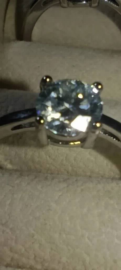 Novo: S925 Srebrni Prsten sa 1ct/6.5mm Mojsanit Dijamantom