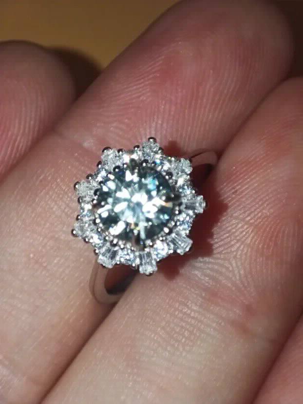 S925 Srebro/Platina - Prsten 1CT/6,5mm Mojsanit Dijamant