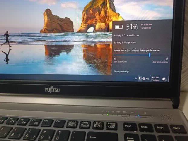 Fujitsu Lifebook E i5 4gen 4gb ram 128ssd 15.6 FHD