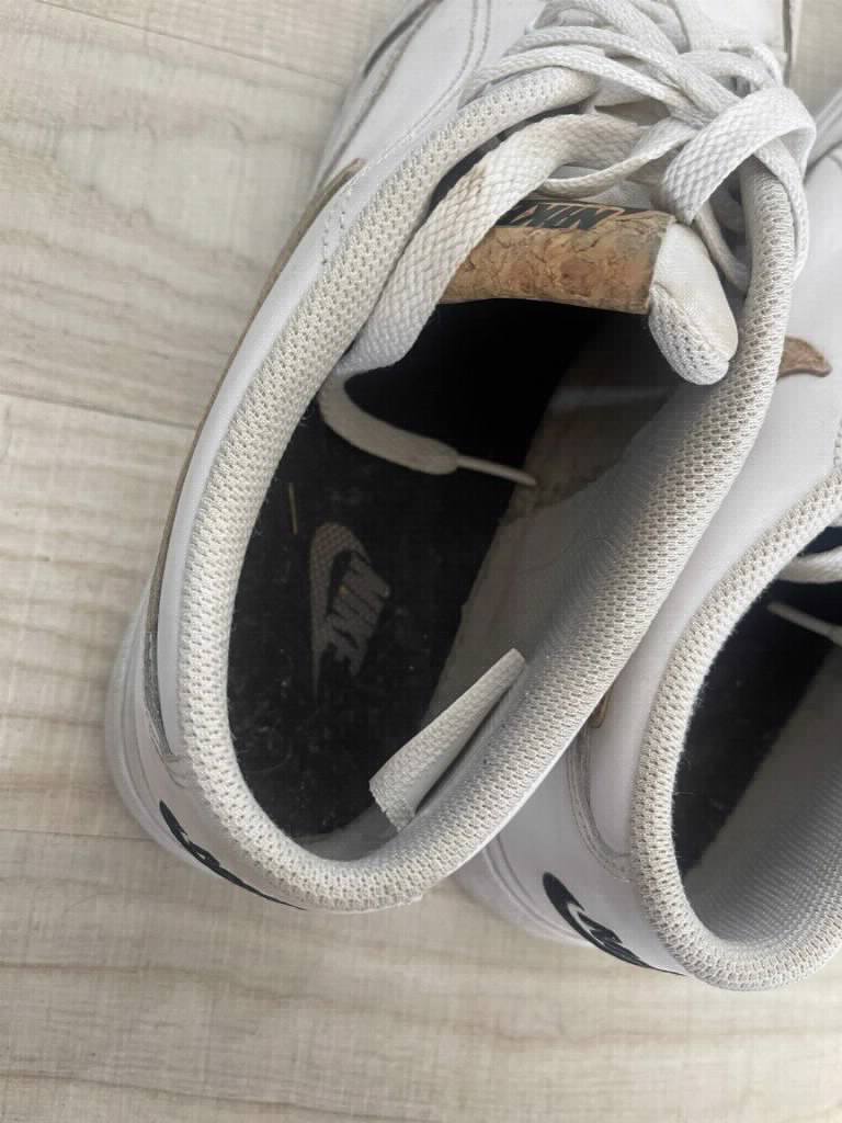 Bele Nike patike 42