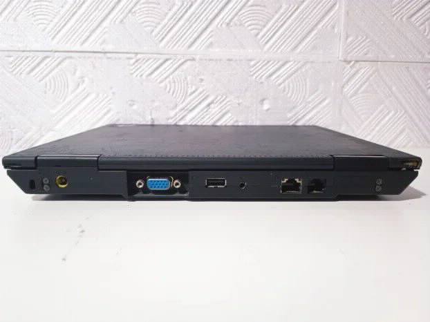 RETRO ibm X24 Pentium 3 392ram 40gb wifi bluetooth Win2000