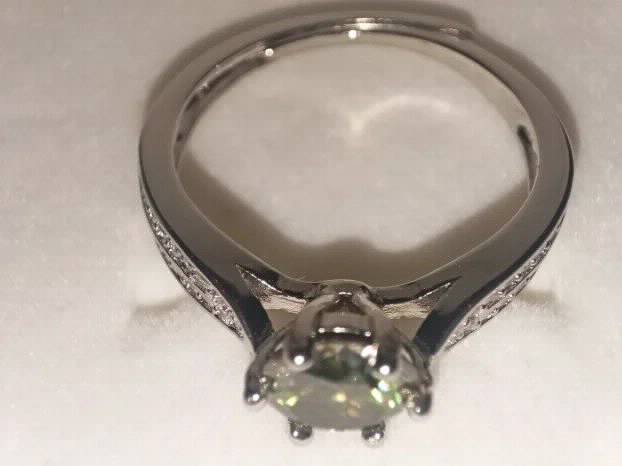 S925 Srebro/Platina - Prsten 1CT/6,5mm Mojsanit Dijamant