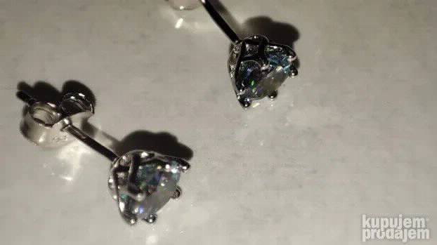 S925 Srebrne mindjuse Mojsanit Dijamanti PURPLE 5mm/0,5 CT