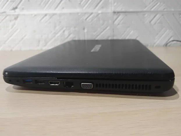 Toshiba C850 Intel 4gb 320gb 15.6 intel gpu
