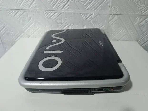 RETRO RETKO Sony Vaio 128 ram 10gb hdd Windows Xp