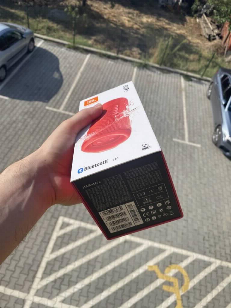 JBL Flip 6 Bluetooth zvučnik