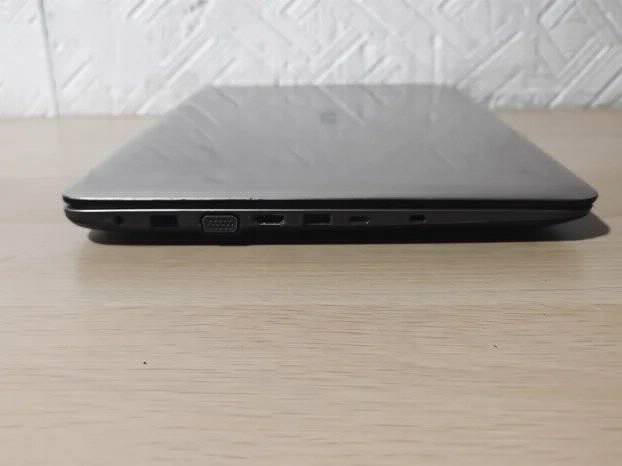 Asus X556u i5 7gen 8gb 512ssd 15.6 FHD 2gpu
