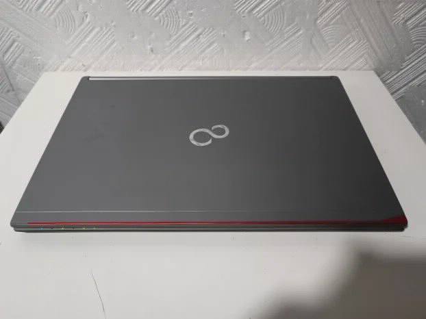 Fujitsu Lifebook E i5 4gen 4gb ram 128ssd 15.6 FHD